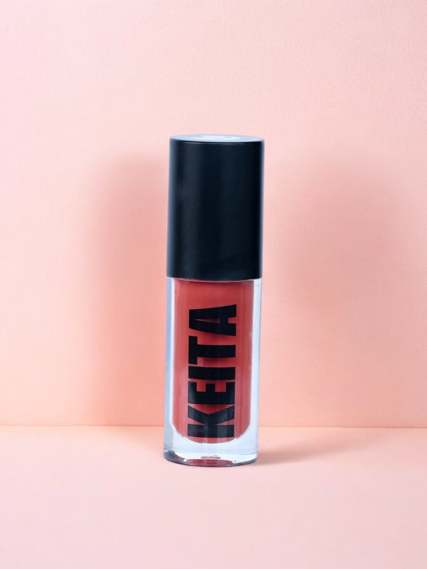 Tinted Lip Oil - Confident (Red-Brown) -Gloss finish